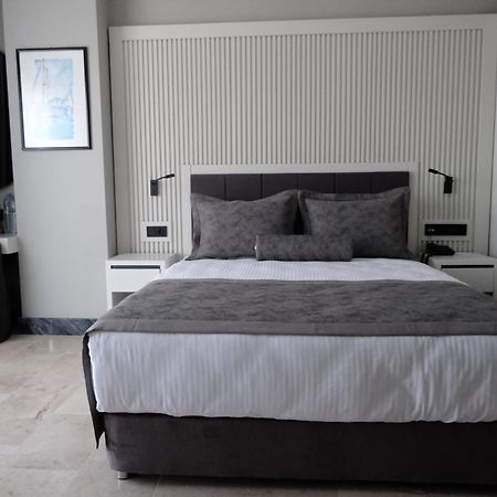 Roseira Mar-Inn Luxury غولوك المظهر الخارجي الصورة