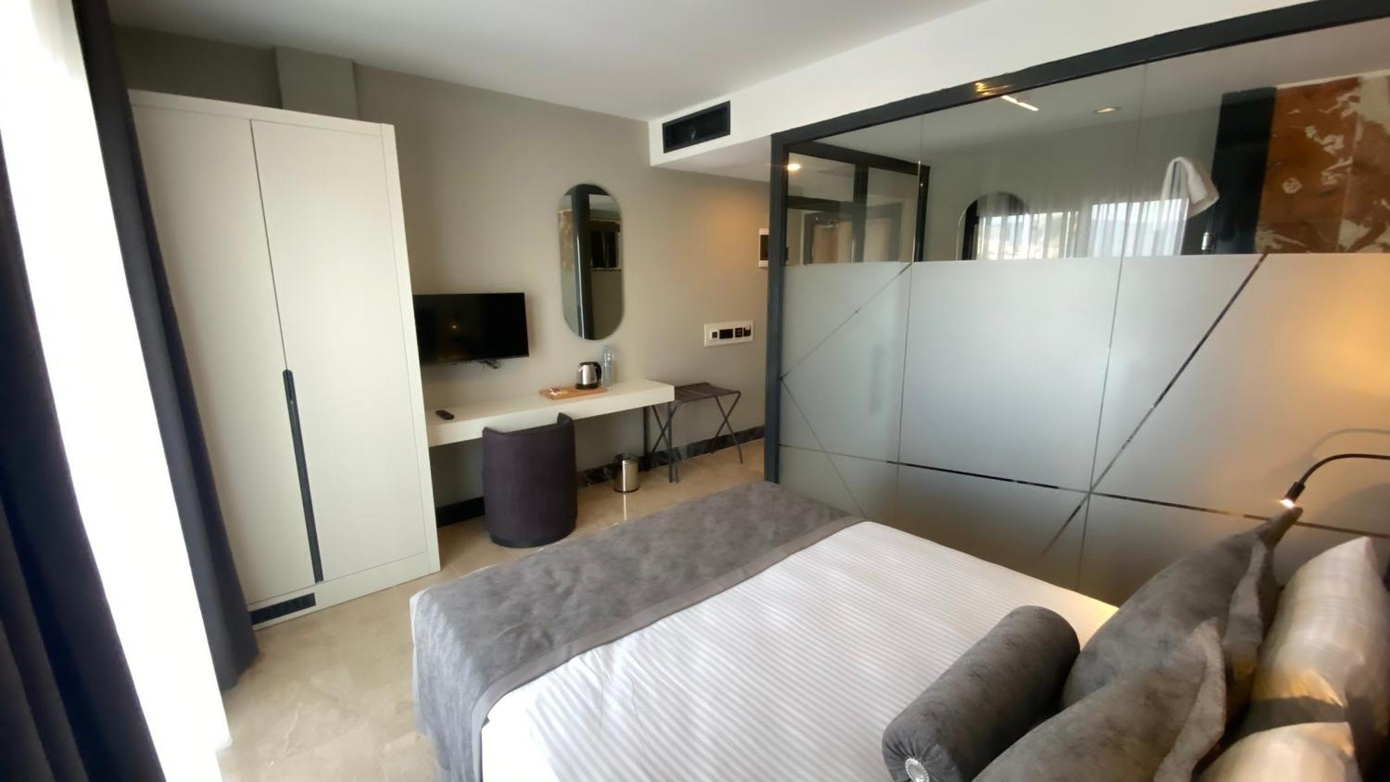 Roseira Mar-Inn Luxury غولوك المظهر الخارجي الصورة