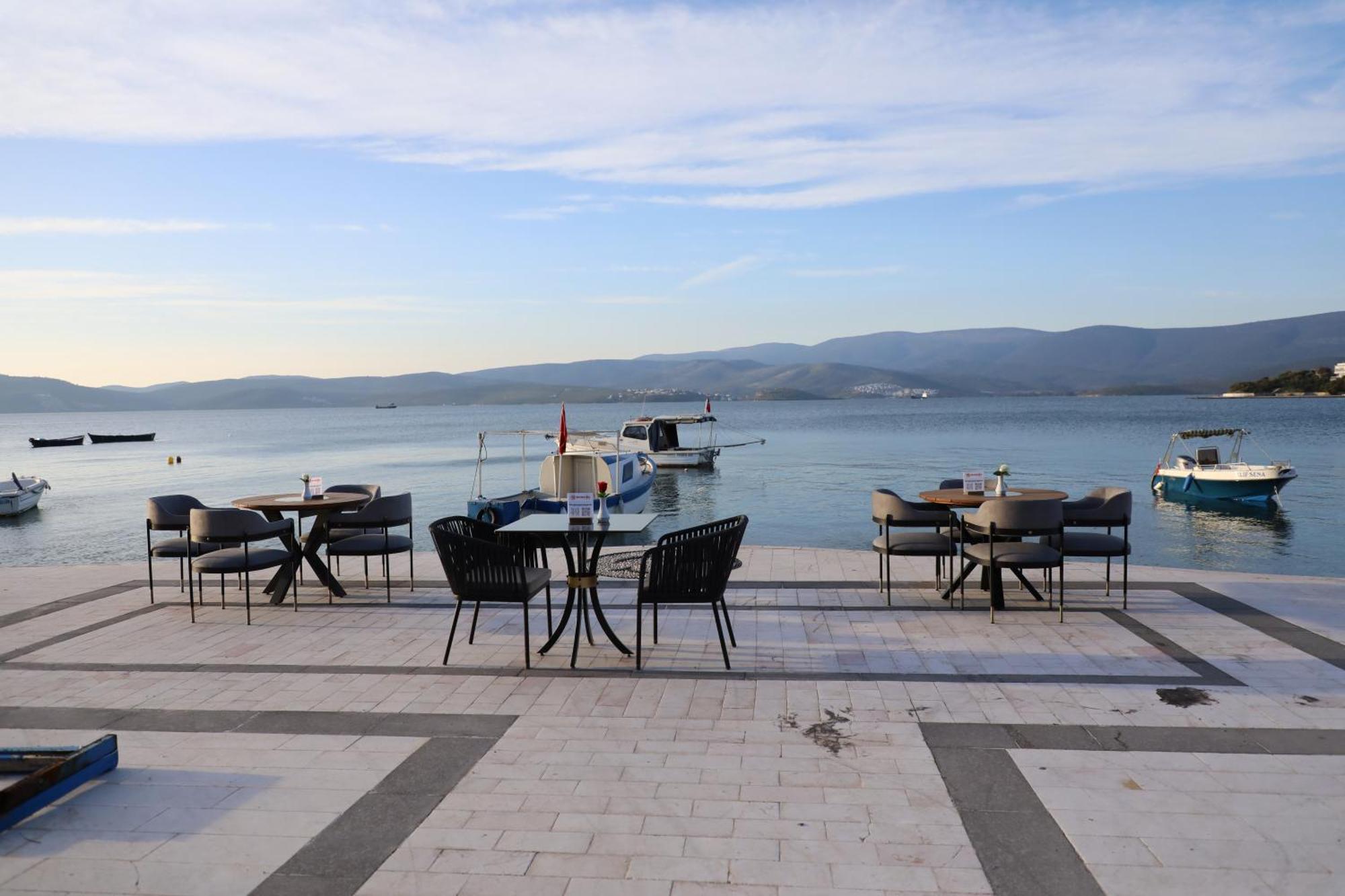 Roseira Mar-Inn Luxury غولوك المظهر الخارجي الصورة