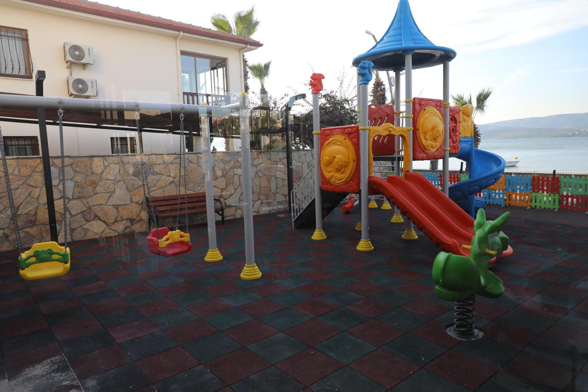 Roseira Mar-Inn Luxury غولوك المظهر الخارجي الصورة
